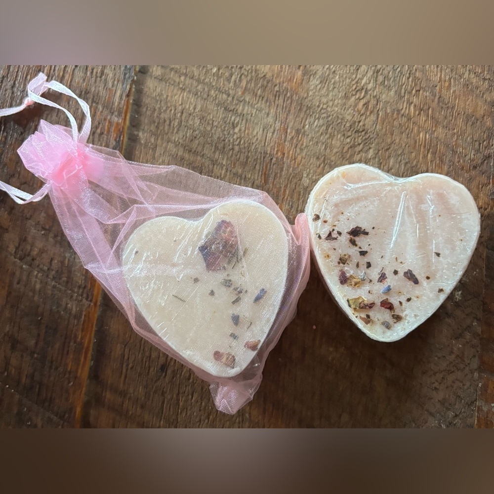 Heart-Shaped Bath Soap with Pink Pouch - 10 in total.